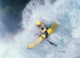 华体会线上入口_船记曝快船决策内幕，卢帅未参与保罗最终谈话 更衣室对新决定暗流涌动