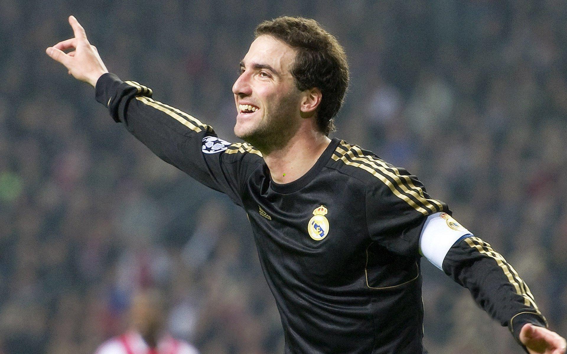 国际米兰夏窗理性布局,总支出9270万欧元,压哨租借阿坎吉补强后防